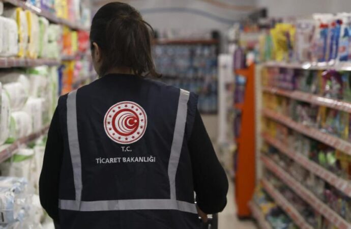 Bakanlık’tan marketlere 1 milyar 331 milyon liralık fahiş fiyat cezası