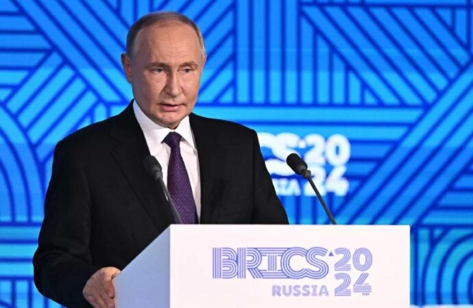 Putin: BRICS’in dünya ekonomisindeki payı artık G7’yi geçti