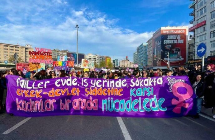 İstanbul Barosu ve DİSK’ten Taksim yasağına tepki