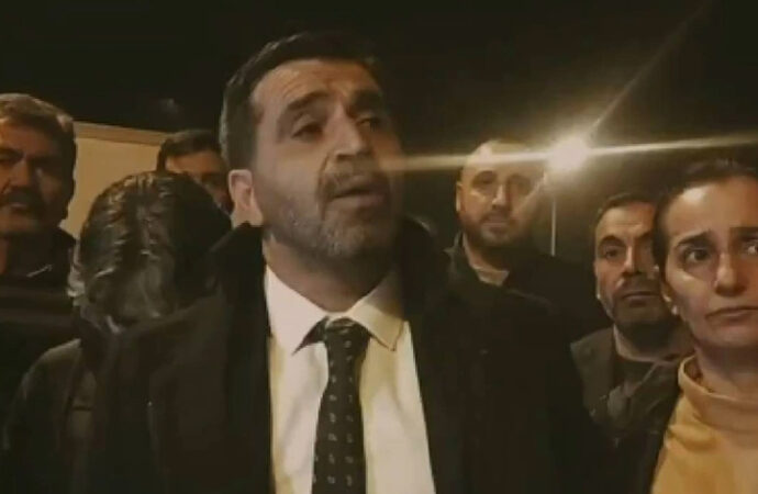 Kayyım sonrası Mustafa Sarıgül’den açıklama: Kendi ülkesine düşman…