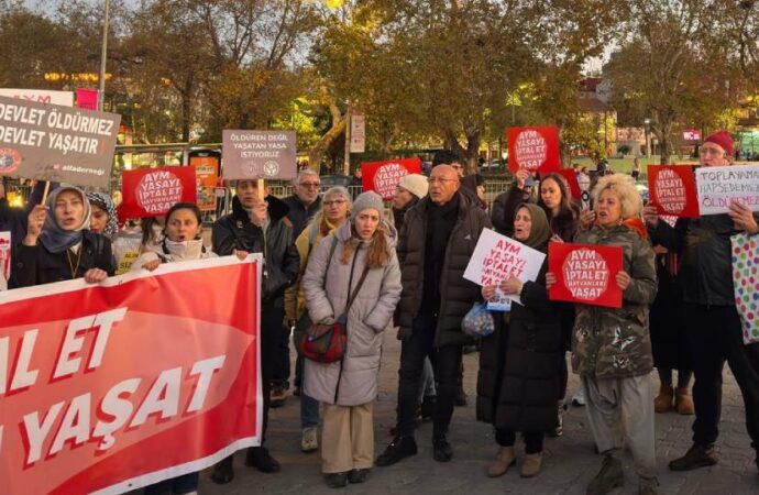 Yaşam savunucularından ortak çağrı: Katliam yasasını iptal et, hayvanları yaşat