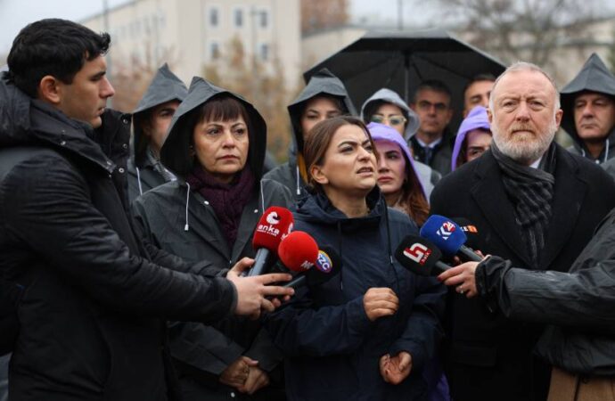 DEM Parti, İçişleri Bakanlığı’na yürüdü: Suriye bizim kırmızı çizgimizdir