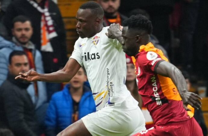 Galatasaray 1 puanla yetindi