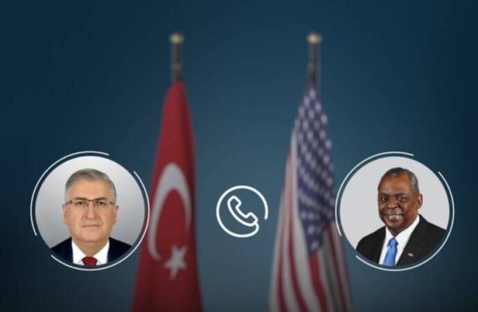 Pentagon: ABD ve Türkiye savunma bakanları Suriye konusunu görüştü