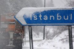 İstanbul’da kar, Antalya’da sel, İzmir’de fırtına alarmı