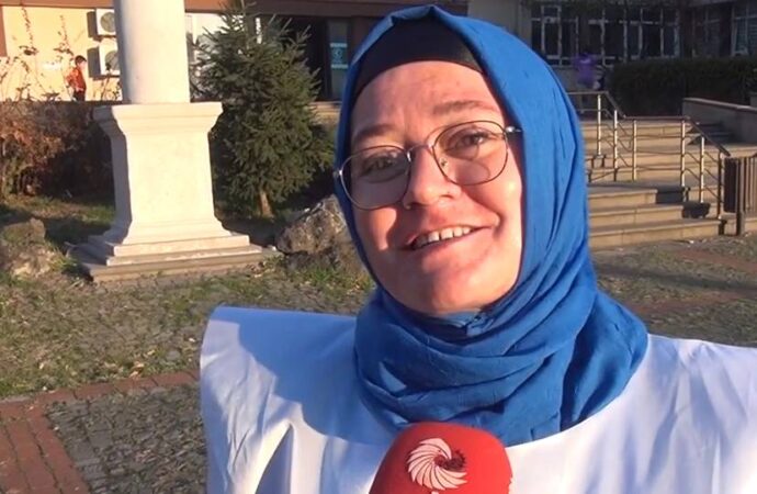 Hürriyetçi Eğitim Sen Sinop Temsilcisi Koçak: Memur ve memur emeklileri kredi kartı borcuyla boğuşuyor