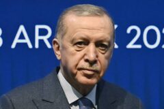 Erdoğan: Kısa vadeli hesaplar peşinde asla değiliz