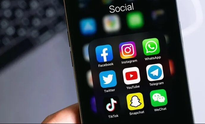 WhatsApp, Instagram ve Facebook çöktü mü?