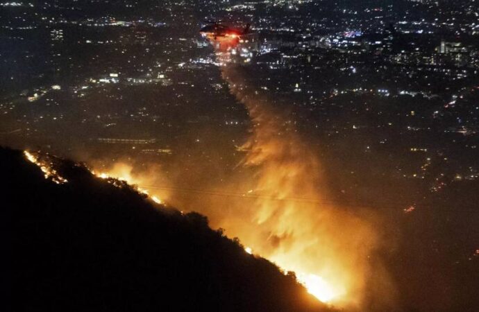 Los Angeles’ta sokağa çıkma yasağı ilan edildi