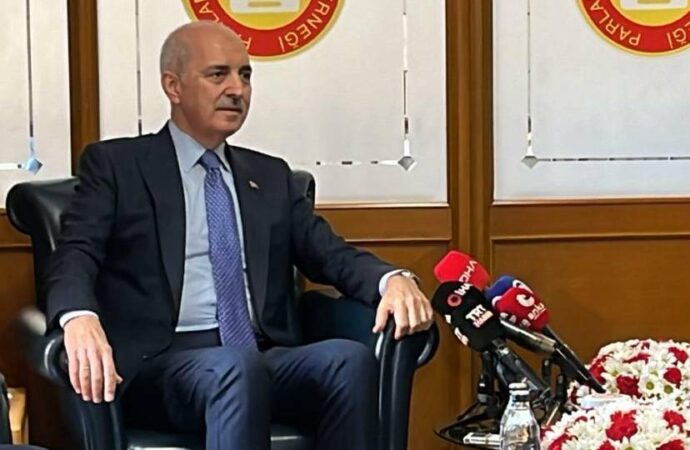 Numan Kurtulmuş: Anayasa görüşmeleriyle İmralı görüşmelerinin hiçbir ilgisi yok