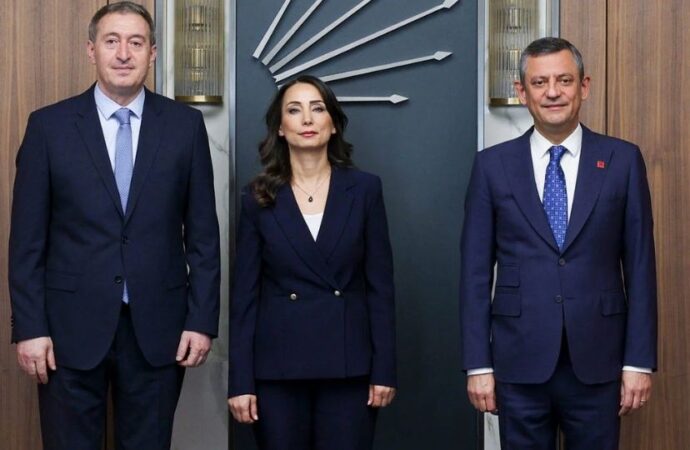DEM Parti Eş Genel Başkanları’ndan CHP’ye ziyaret!