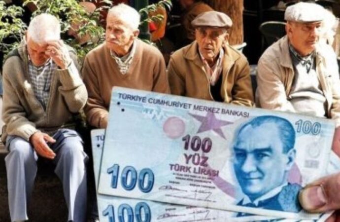 Emekliye Bayram Hediyesi: İkramiye Tutarı Açıklandı!