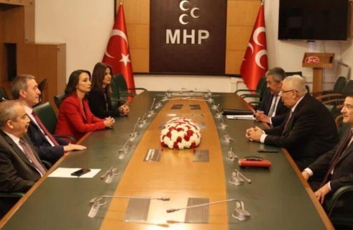 DEM Parti heyeti, MHP ile Öcalan’ın silah bırakma çağrısını görüştü… MHP lideri Bahçeli görüşmede yer almadı