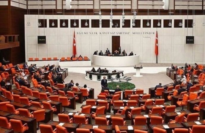 3 milletvekilinin dokunulmazlık fezlekeleri TBMM’de!