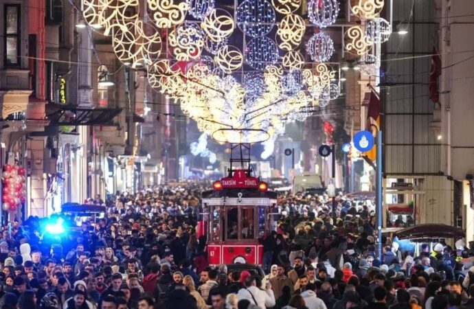 İstanbul’da yaşamanın maliyeti 4 asgari ücrete ulaştı!