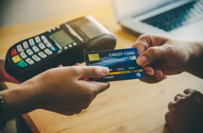 Kartlı ödemelerde rekor! Cüzdanlar boşaldı, kartlar patladı