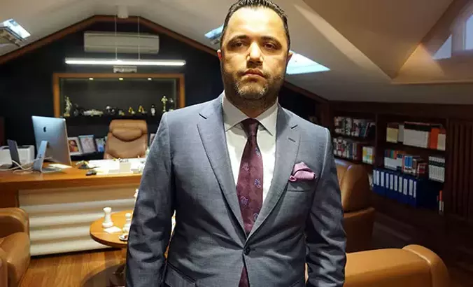 Rezan Epözdemir gözaltına alındı