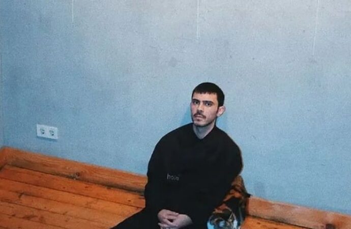 Taciz iddiaları gündeme bomba gibi düştü: Manifest kızları biletini kesti