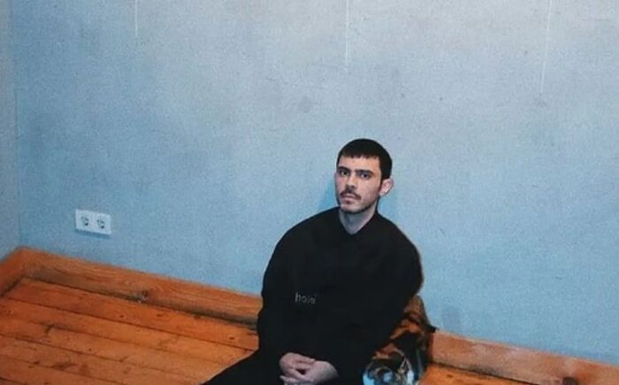 Taciz iddiaları gündeme bomba gibi düştü: Manifest kızları biletini kesti