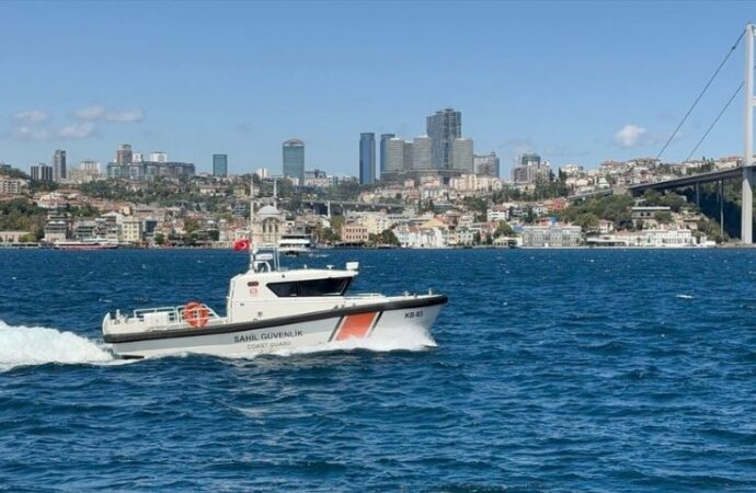 Rus yüzücü İstanbul Boğazı’nda kayboldu