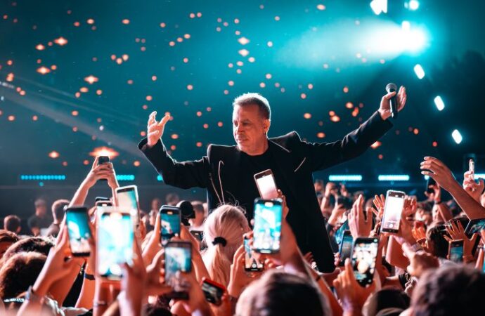 Haluk Levent’ten Filistin’e Destek