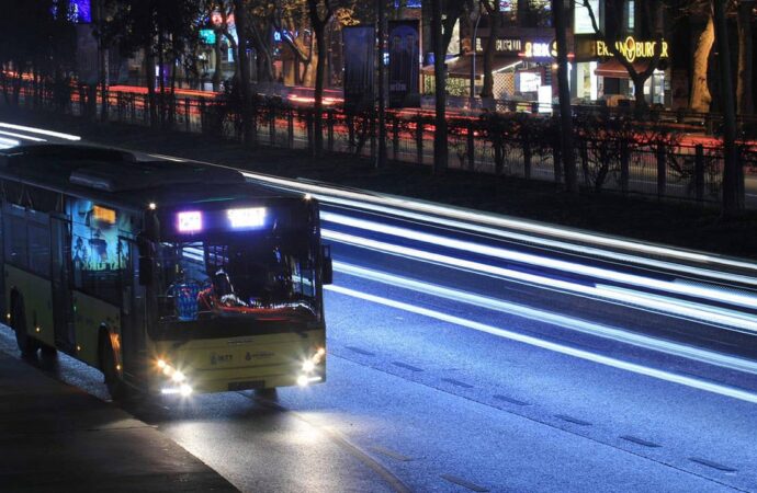 İETT açıkladı: İstanbul’da 2 yeni gece hattı hizmete başlıyor
