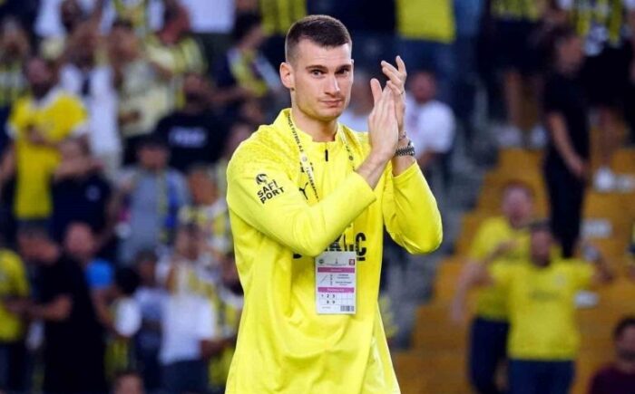 Livakovic’in Fenerbahçe Kariyeri Sona Eriyor
