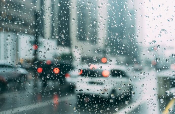 Meteoroloji’den fırtına ve sağanak uyarısı